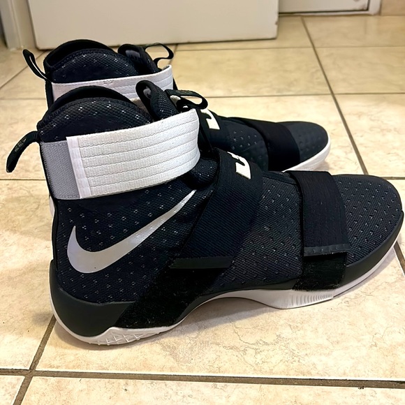Nike LeBron James Soldier 10 Ten 856489-001 Midnight Navy 2016 Men Size US 18 - Picture 3 of 8
